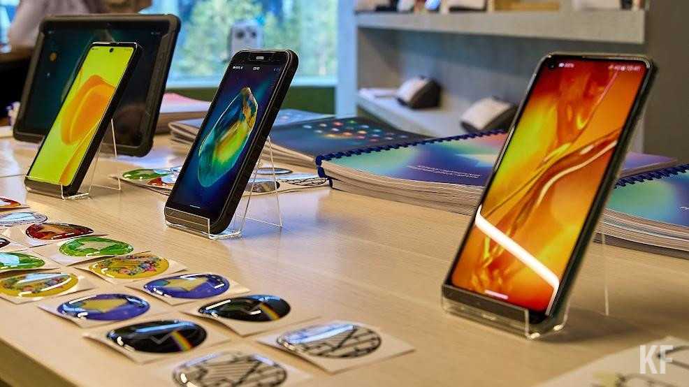 Лучшие смартфоны до 20000 рублей с мощным аккумулятором: топ-10 рейтинг 2022 года