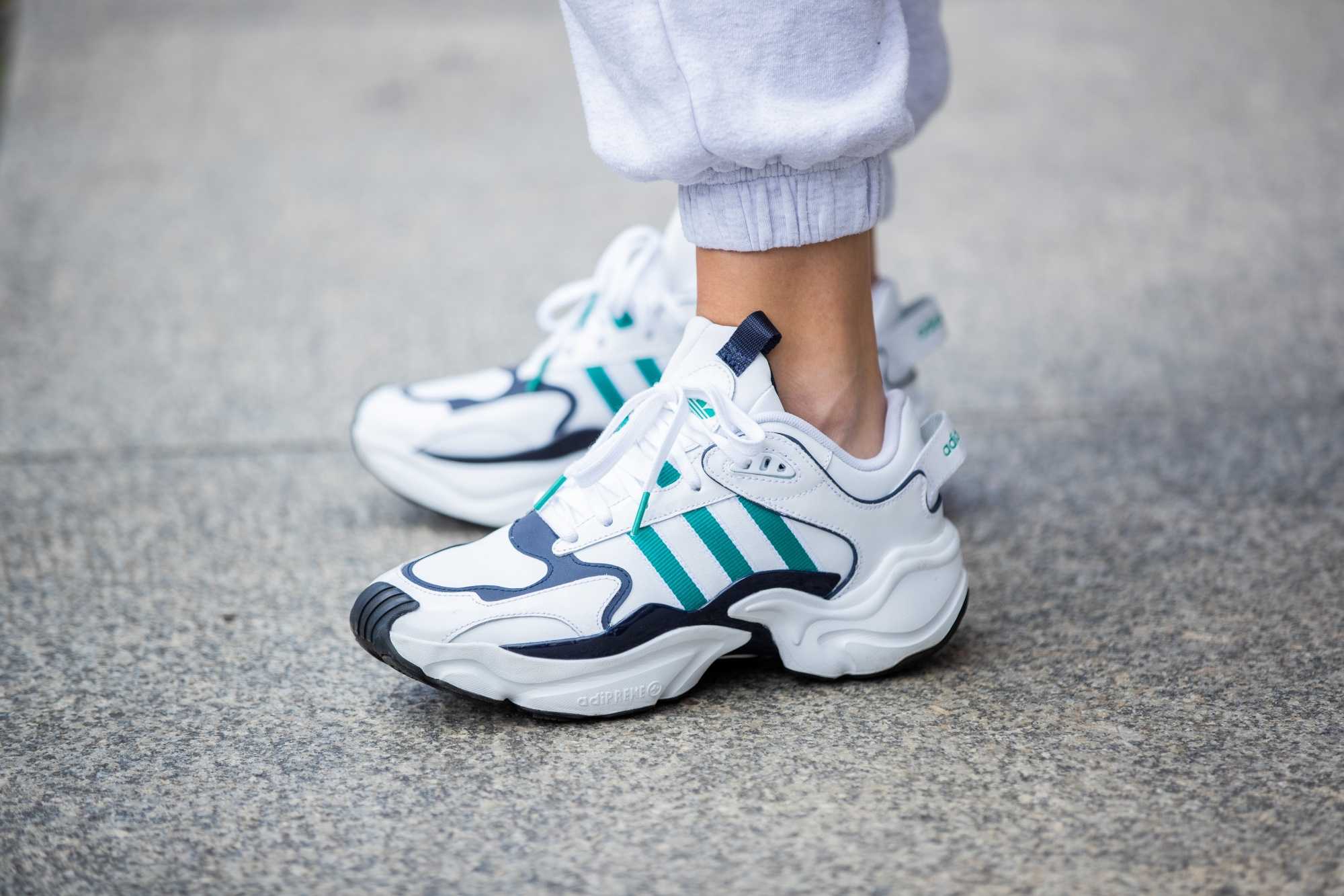 Adidas: история создания и успеха адидас | lindeal